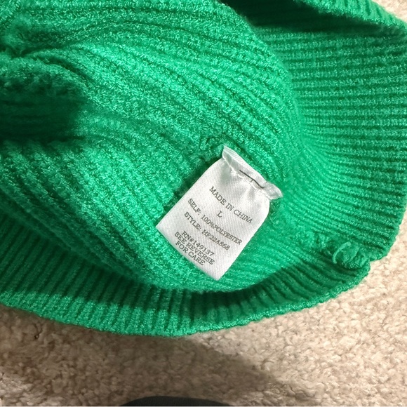 GREEN APPLE KNIT VEST 💚💫 - Picture 4 of 4